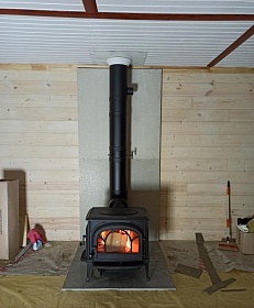 Монтаж чугунной печи Jotul F 500.2 BP с дымоходом Magma