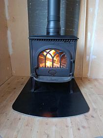 Монтаж чугунной печи Jotul F3 с дымоходом Magma